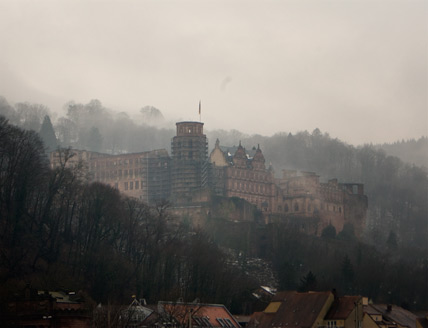 Heidelberger Schloss im Nebel