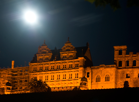 Vollmond über dem Heidelberger Schloss