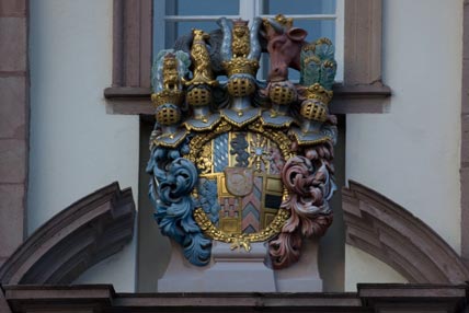 Das Wappen am Heidelberger Rathaus